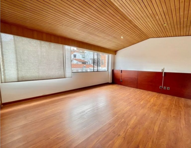 Arrienda hermosa casa en Santa Bárbara