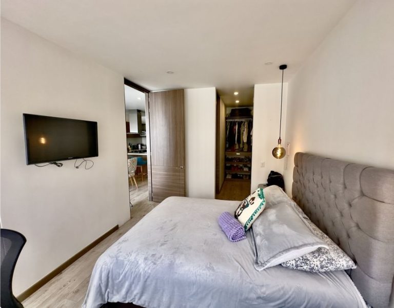 Arriendo apartaestudio amoblado en Bogotá Santa Barbara