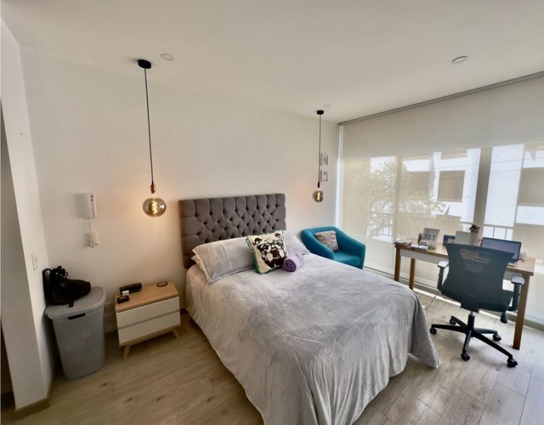 Arriendo apartaestudio amoblado en Bogotá Santa Barbara