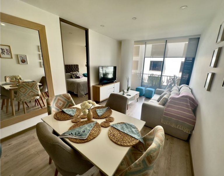 Arriendo apartaestudio amoblado en Bogotá Santa Barbara