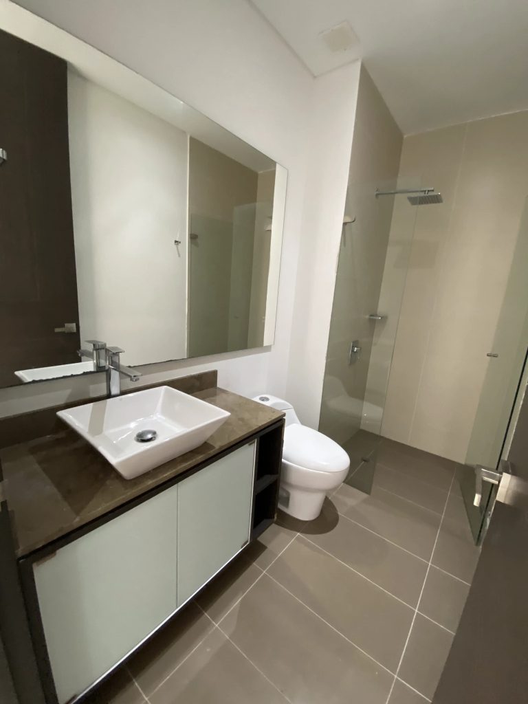 Apartamento en arriendo barrio el Caudal