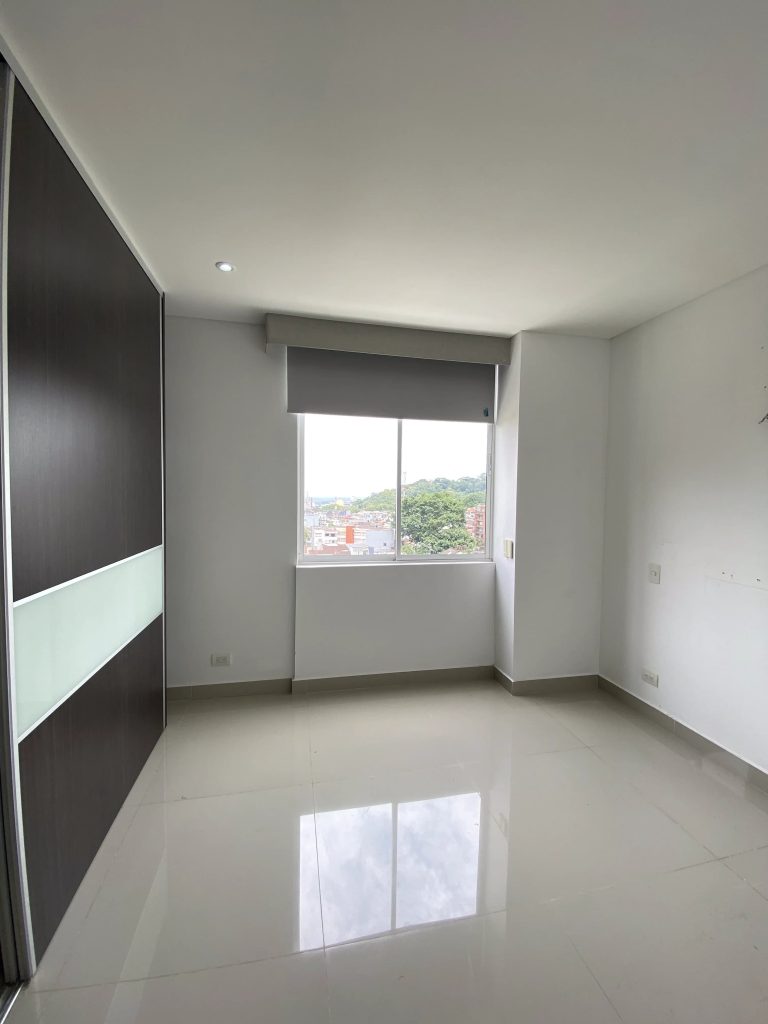 Apartamento en arriendo barrio el Caudal