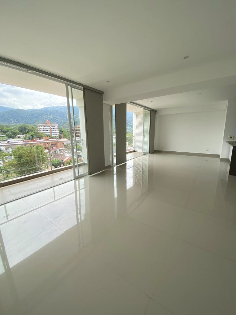 Apartamento en arriendo barrio el Caudal