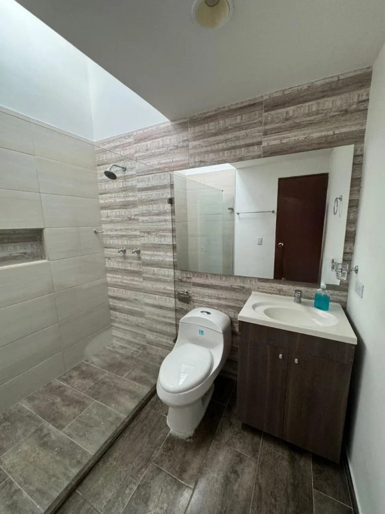 Apartamento dúplex en Arriendo en Laureles 134m²