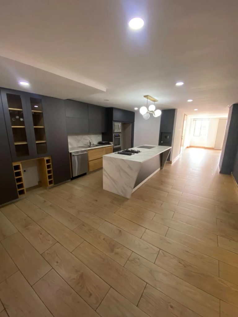 Bodega en Arriendo Medellín Zona Norte 2.570 m²