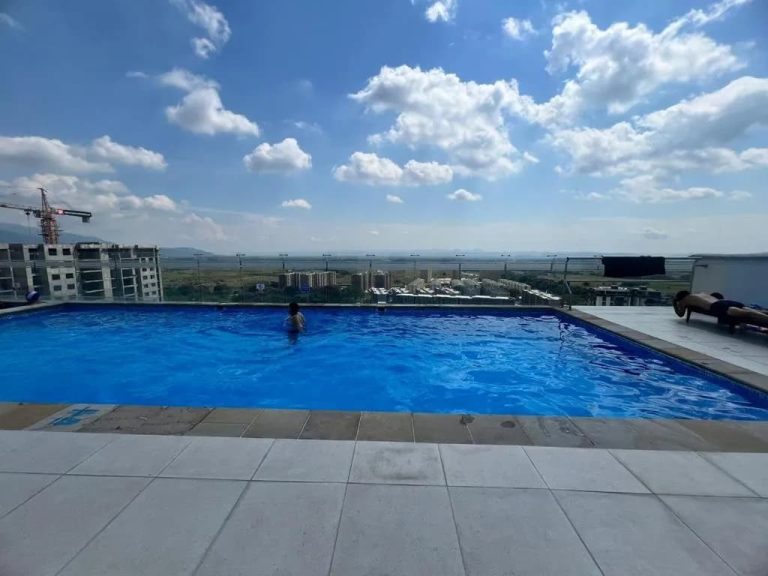 Apartamento en arriendo en el edificio Ática