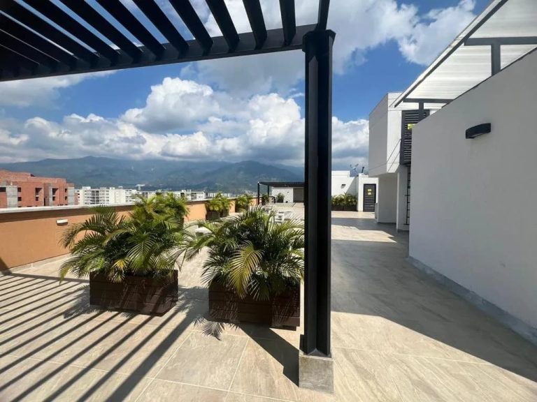 Apartamento en arriendo en el edificio Ática