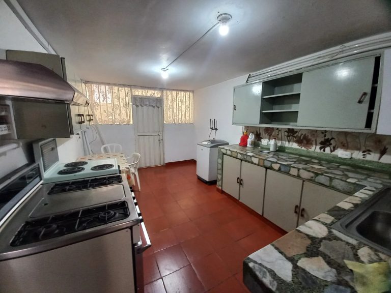 Casa en arriendo en barrio Santa Helena