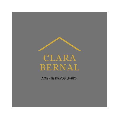 Asesora inmobiliaria Clara Bernal