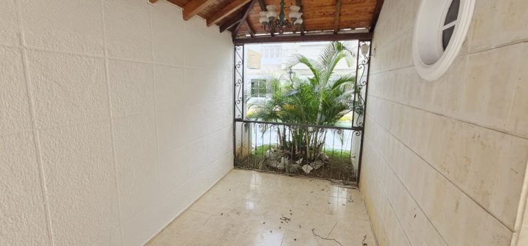 Hermosa casa en arriendo en Lagos del Cacique
