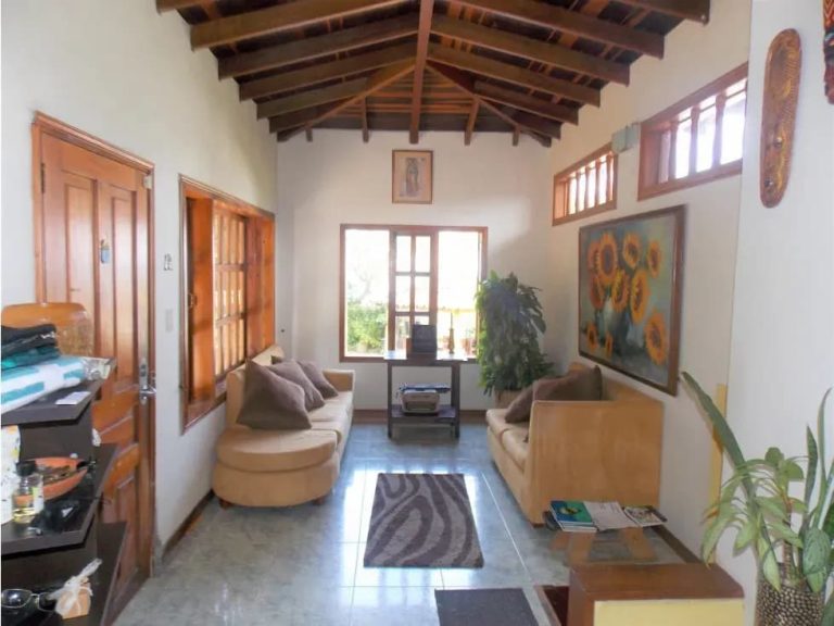 Hermosa casa campestre en arriendo en el Arenillo