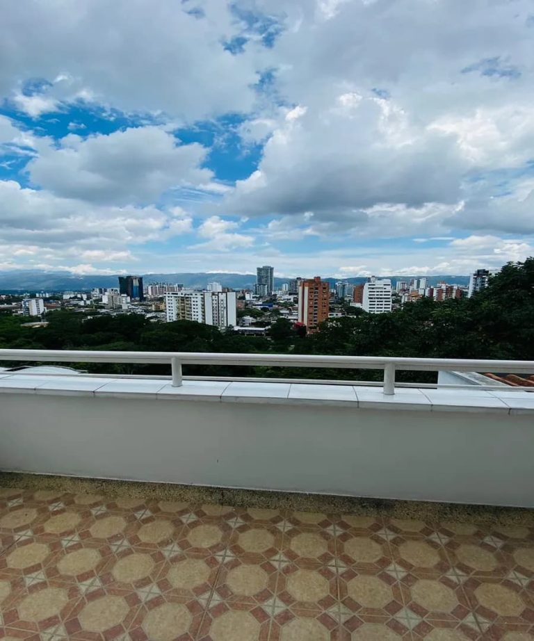 Apartamento dúplex en arriendo en Bucaramanga 162 m²