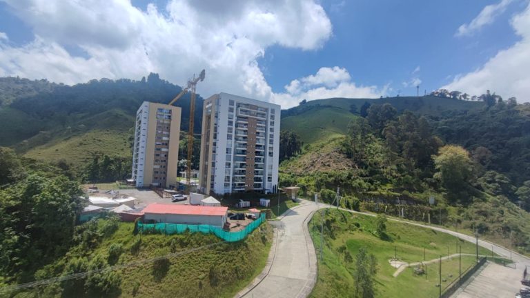 Hermoso apartamento en arriendo en el Trébol