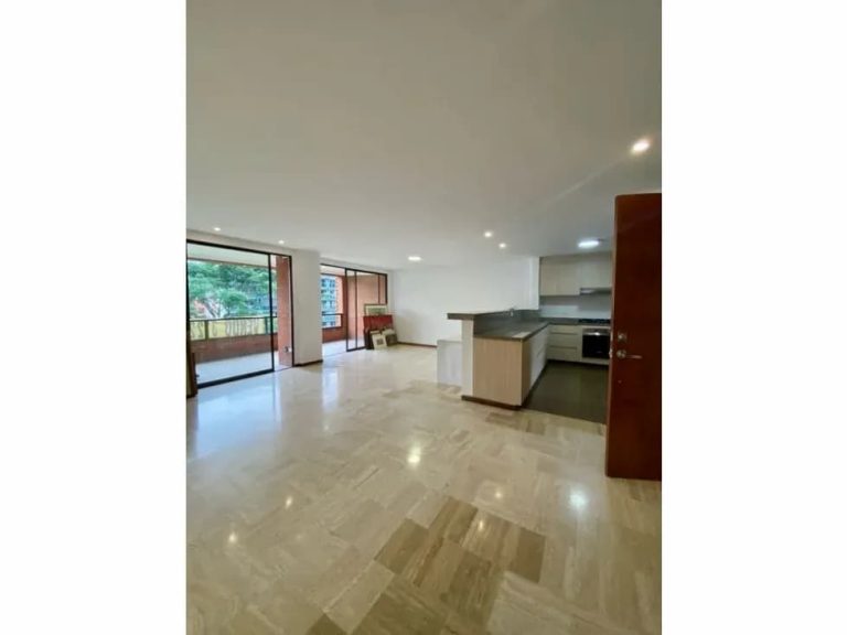 Oficina en arriendo Cali San Fernando 3 ambientes 59m²