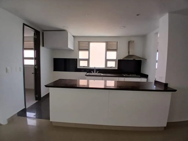 Lindo apartamento en arriendo en Altos de Riomar