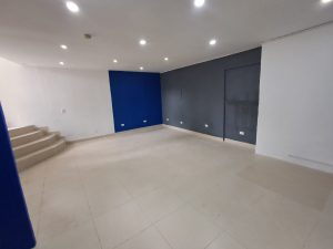 Se arrienda local en excelente ubicacion