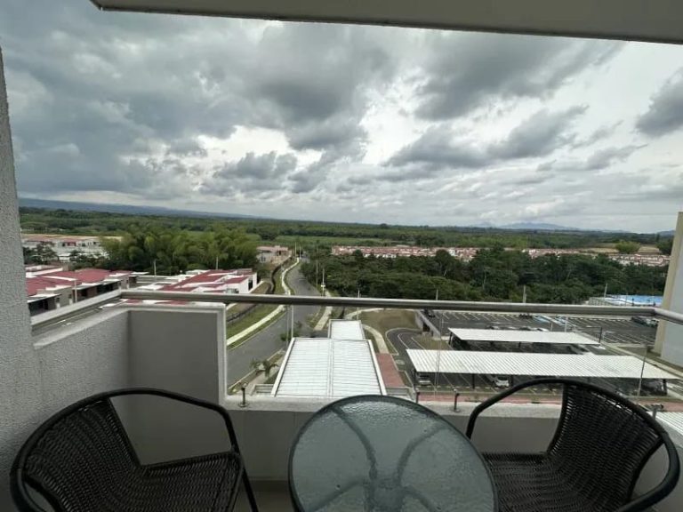 Apartamento amoblado en arriendo en Galicia Pereira