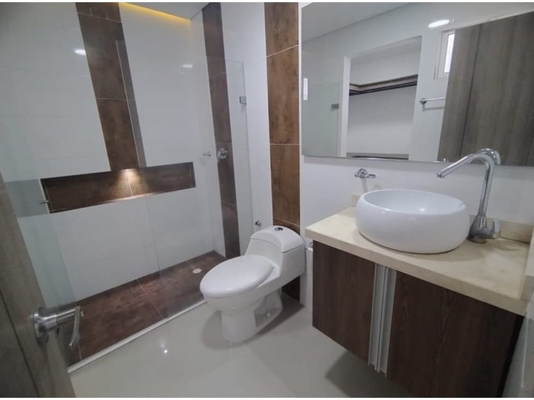 Se arrienda apartamento en Santa Marta Los Naranjos