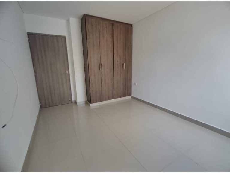 Se arrienda apartamento en Santa Marta Los Naranjos