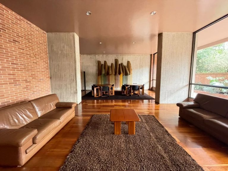 Apartamento en arriendo en Rosales de 480m²