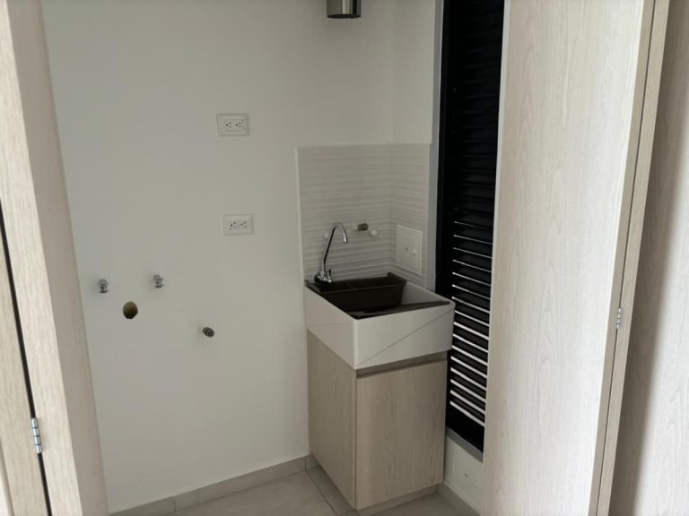 Apartamento en arriendo para estrenar en Cerritos
