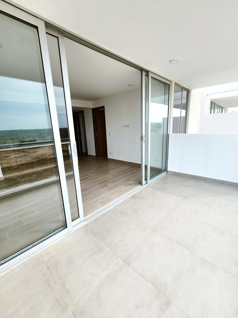 Bello Apartamento en arriendo cerca a la playa