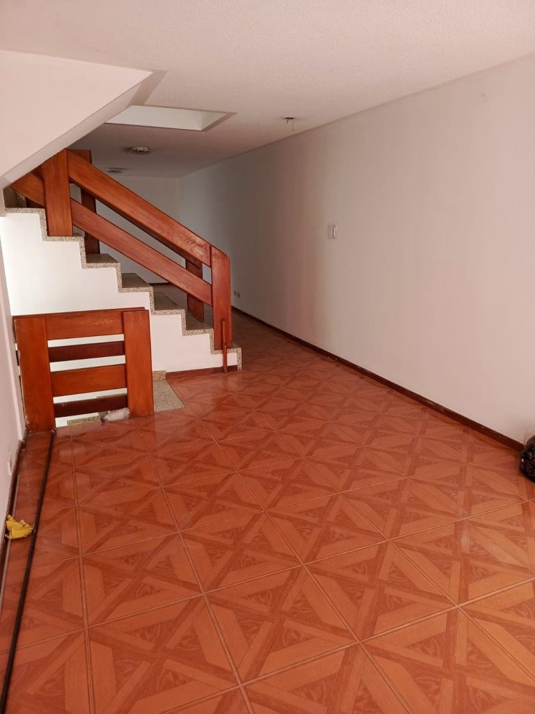 Apartamento amoblado en arriendo en Altos de la Colina 15 Apartamento amoblado en arriendo en Altos de la Colina