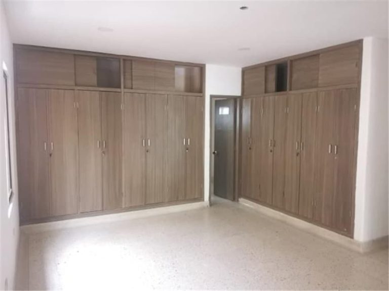 Casa de dos plantas en arriendo en Camilo Torres