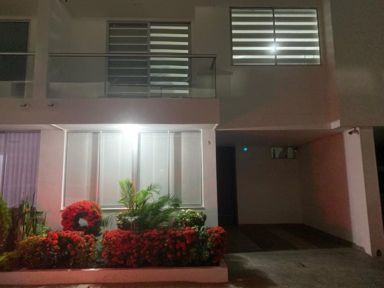 Hermosa casa duplex en arriendo en Jose Antonio Galán