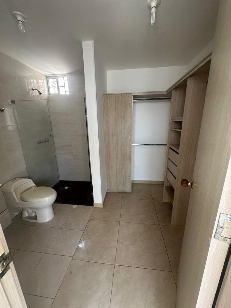Hermosa casa duplex en arriendo en Jose Antonio Galán