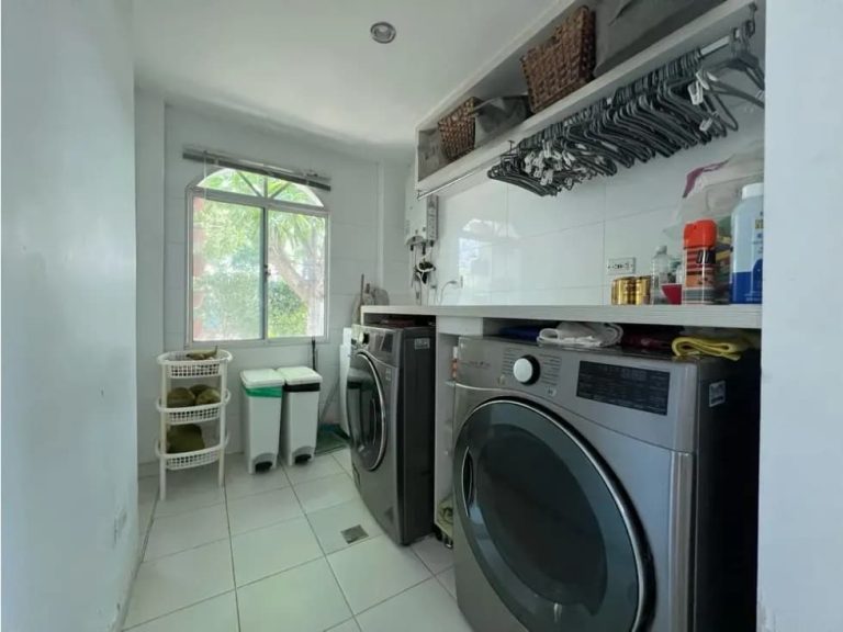 Hermosa casa en arriendo en Pozos Colorados