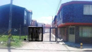 Se arrienda apartaestudio 2 PISO de Chia barrio los zipas-st lucia kr 4