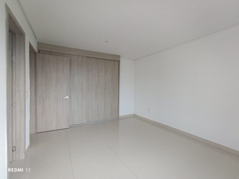 Apartamento en arriendo Valledupar Edificio Avant 108m²
