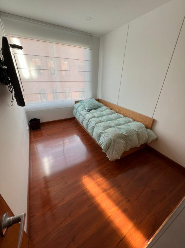 Apartamento en arriendo en Chico Navarra de 75m²