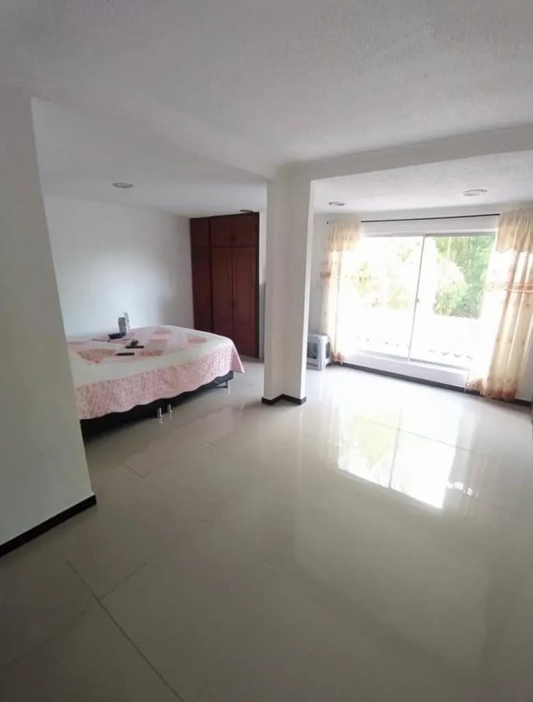 Hermosa casa campestre en arriendo en Reserva de Toledo