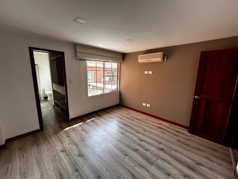 Linda casa en arriendo en Pinares