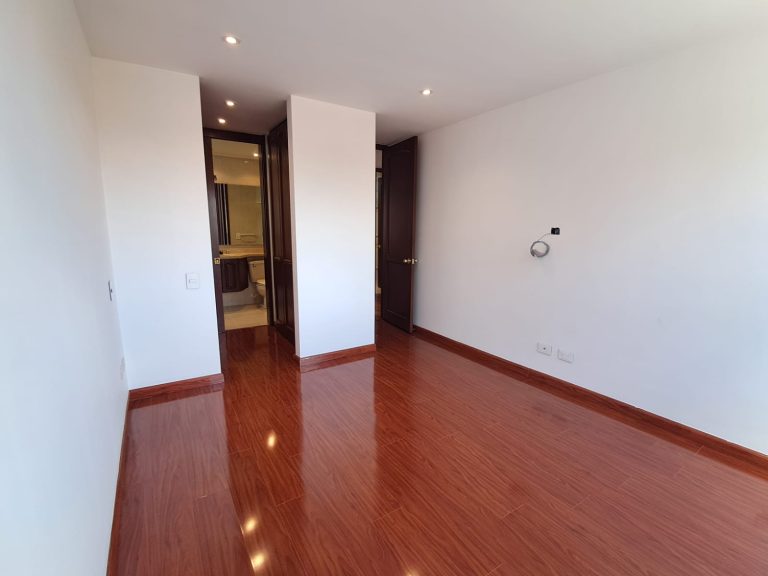 Apartamento en arriendo en Nuevo Country Bogotá 130 m²