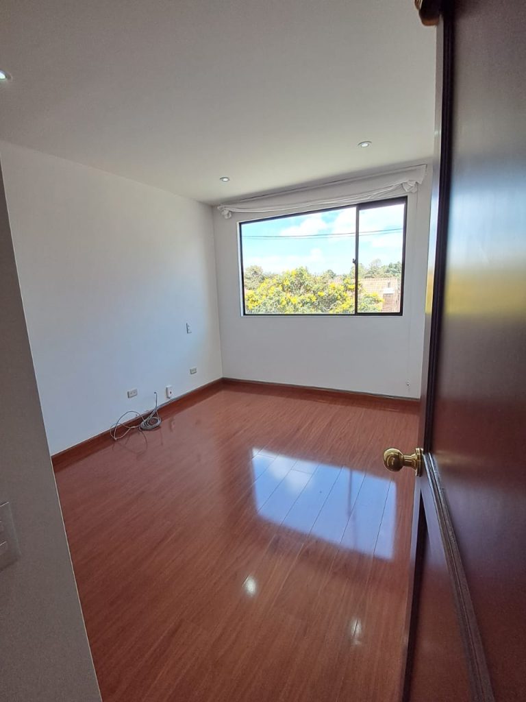 Apartamento en arriendo en Nuevo Country Bogotá 130 m²