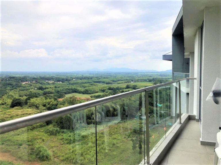Arriendo apartamento en Pereira Cerritos con 152m²