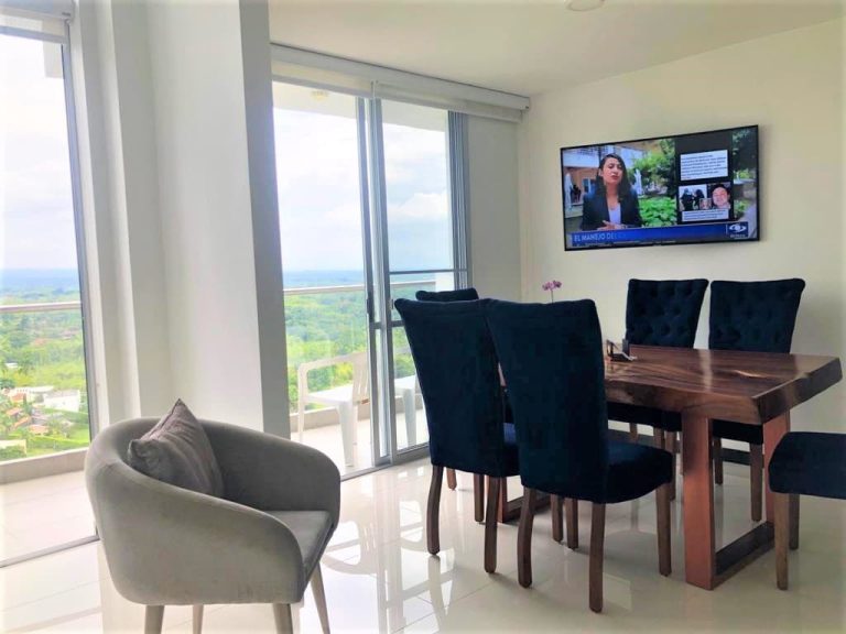 Arriendo apartamento en Pereira Cerritos con 152m²
