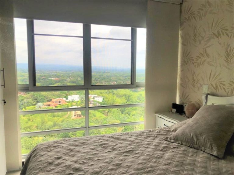 Arriendo apartamento en Pereira Cerritos con 152m²