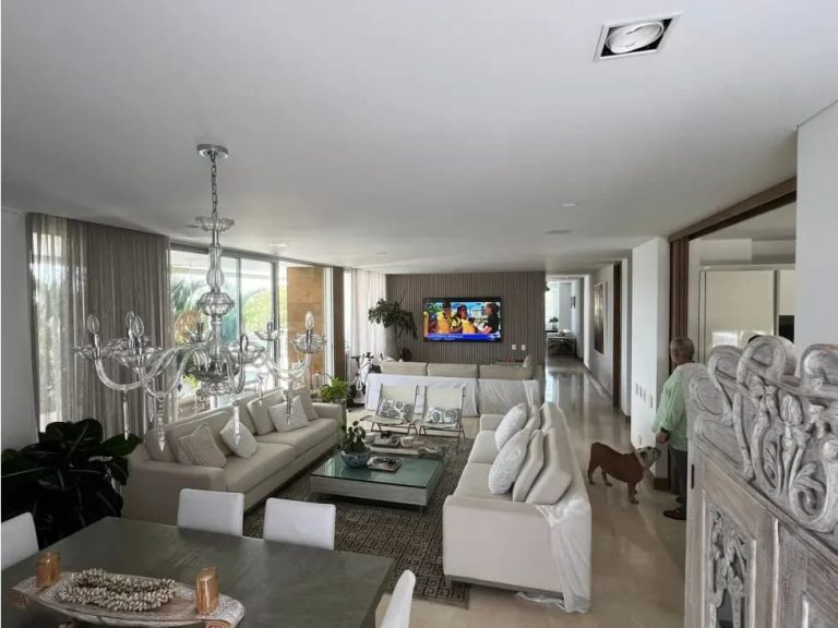 Arriendo de apartamento duplex en Pance