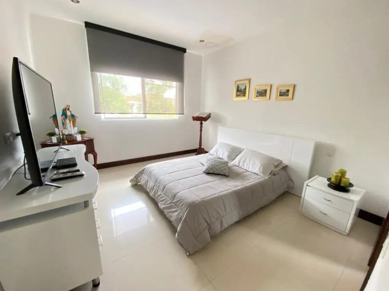 Casa en arriendo en Pance Cali