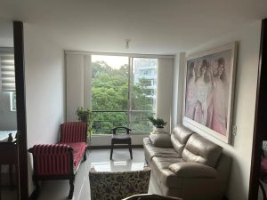 Se arrienda apartamento en Los Álamos 2