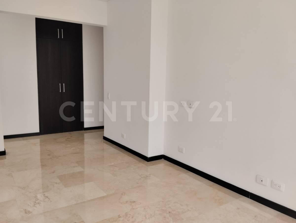 APARTAMENTO EN ALQUILER CIUDAD JARDIN CON TERRAZA 8 667d897eab04d.jpg