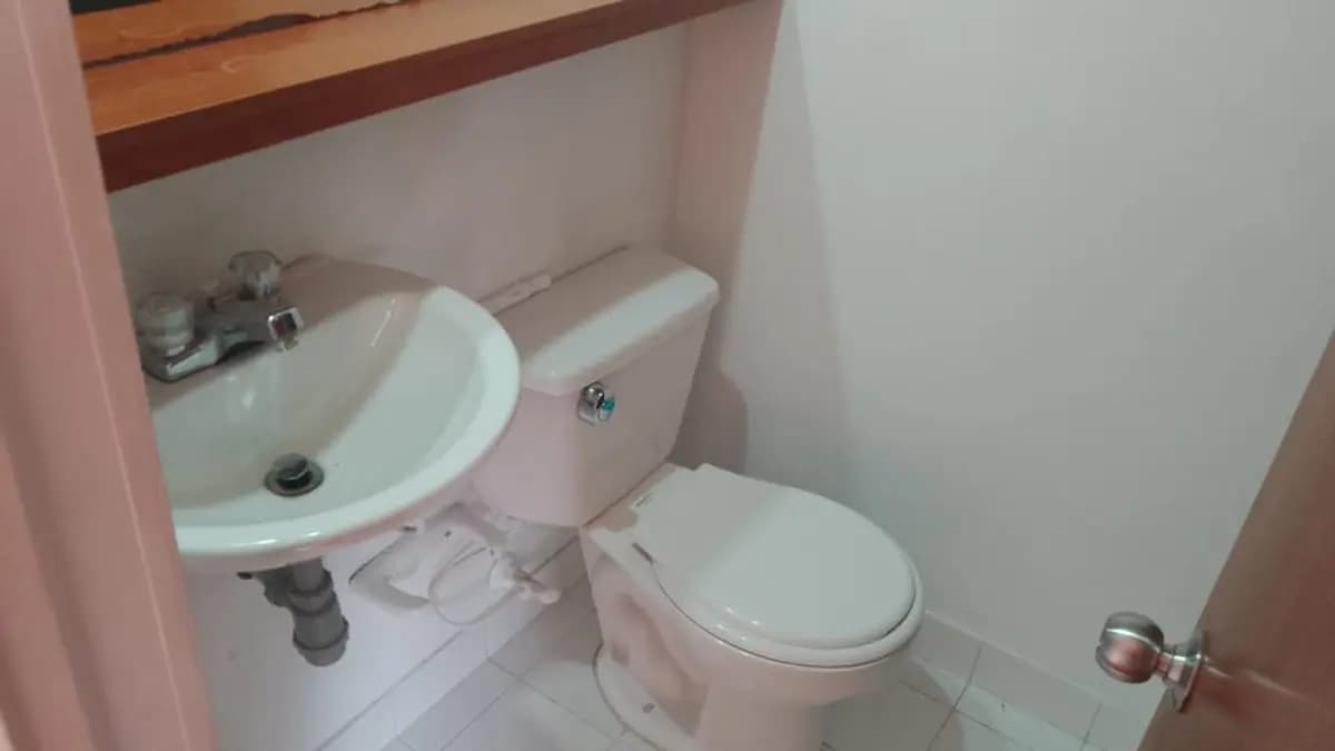 Apartamento en arriendo en barrio Mirandela 4 Apartamento en arriendo en barrio Mirandela4