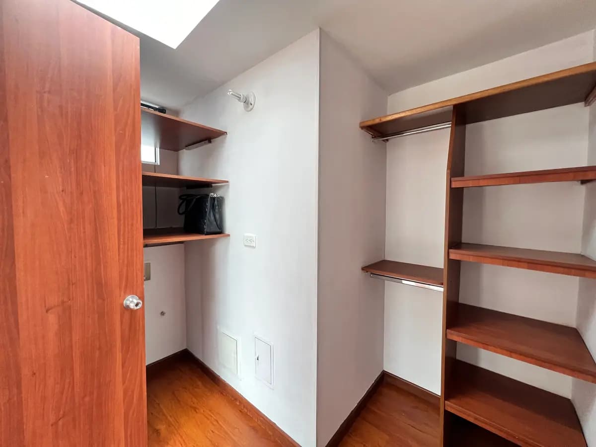 Penthouse en Arriendo en San Cipriano 6 Penthouse en Arriendo en San Cipriano13