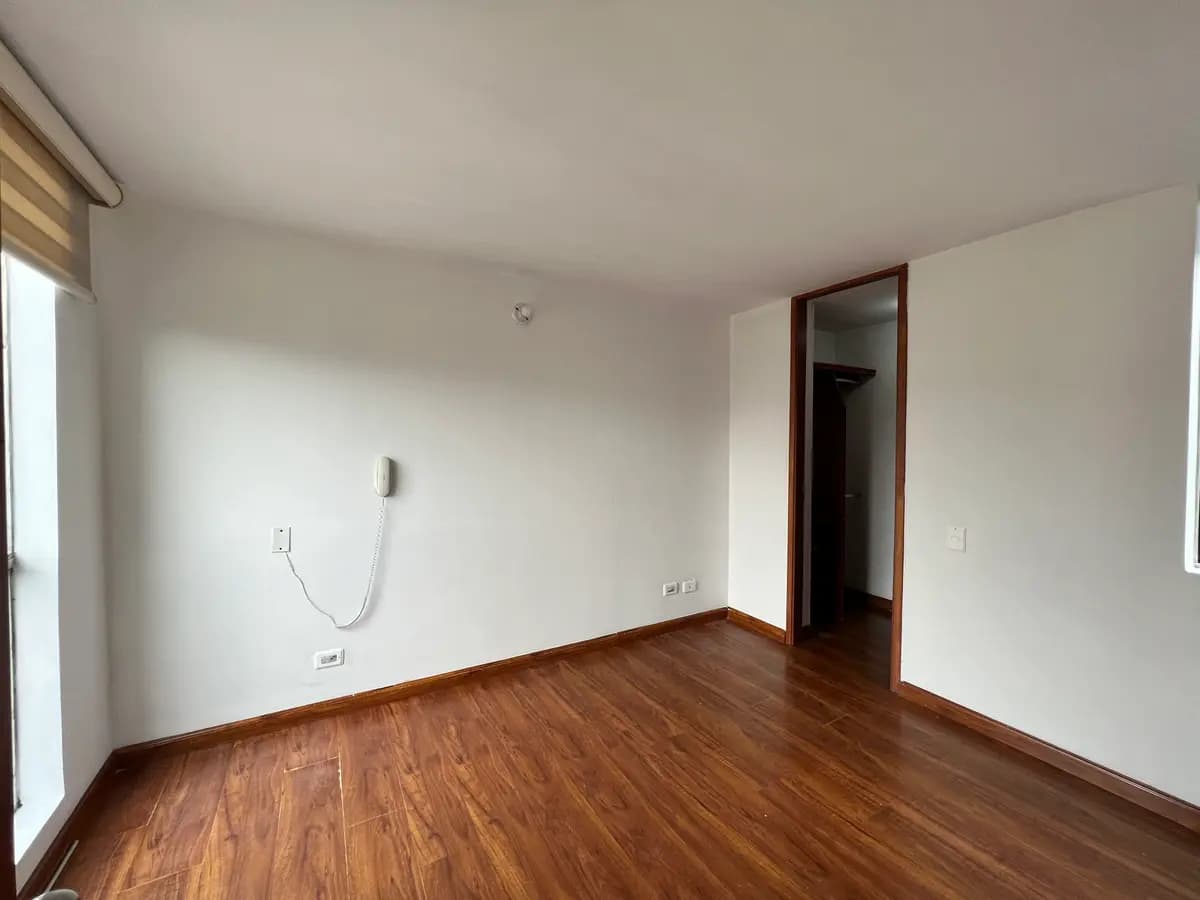 Penthouse en Arriendo en San Cipriano 5 Penthouse en Arriendo en San Cipriano15