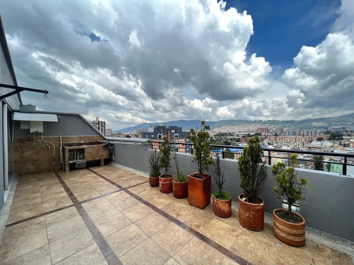 Penthouse en Arriendo en San Cipriano 16 Penthouse en Arriendo en San Cipriano16