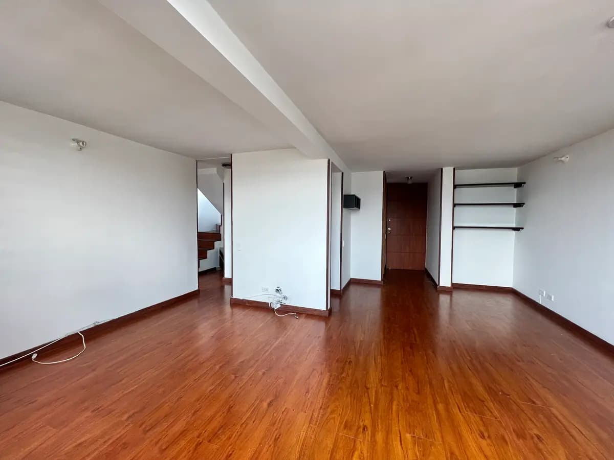 Penthouse en Arriendo en San Cipriano 3 Penthouse en Arriendo en San Cipriano2